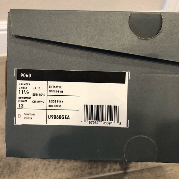 New Balance 9060 Great Plains True Red Classic Sneakers Mens Shoes Size 11.5 - Picture 8 of 8